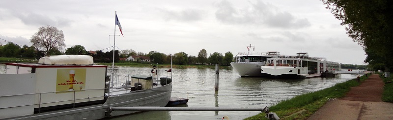 Rhein bei Breisach, Foto: Gerhard Hund
