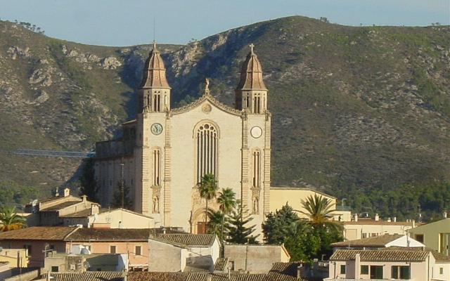 Calvia mit Kirche San Joan Bautista